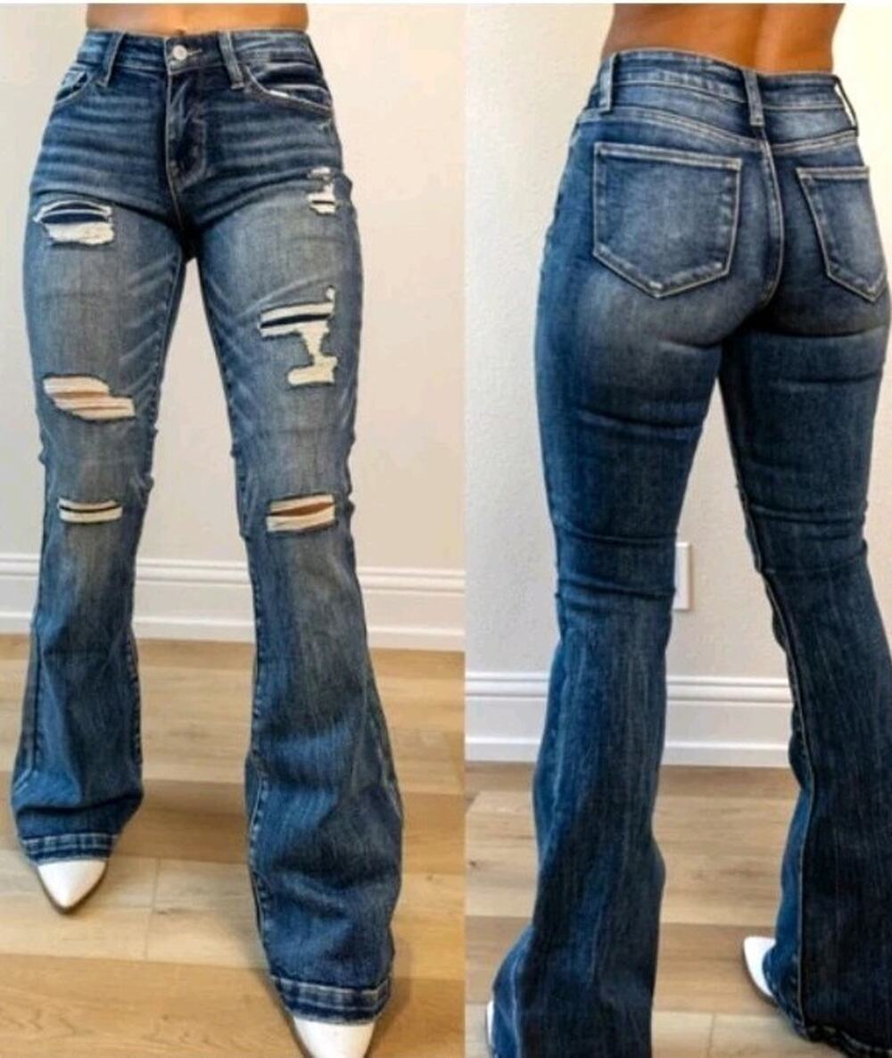 Bailey Made Women's Plus Flared Jeans Blue Distressed Solid Denim Size 20W